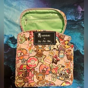 Jujube Tokidoki Donutellas sweet shop large fuel cell lunch bag